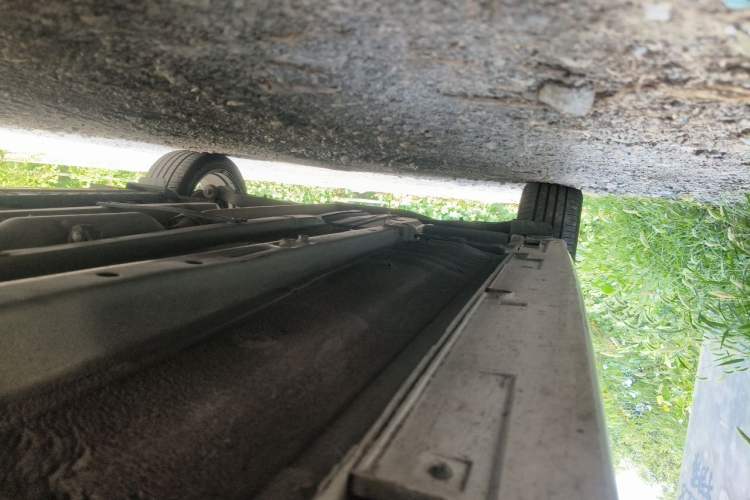 Used Kia K5 2012 2.0L Automatic Premium Chassis Front Right