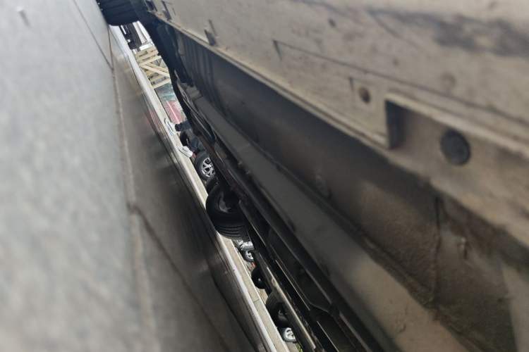Used Kia K5 2012 2.0L Automatic DLX Chassis Front Right