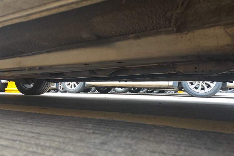 Used Kia K5 2012 2.0L Automatic GLS Chassis Front Right
