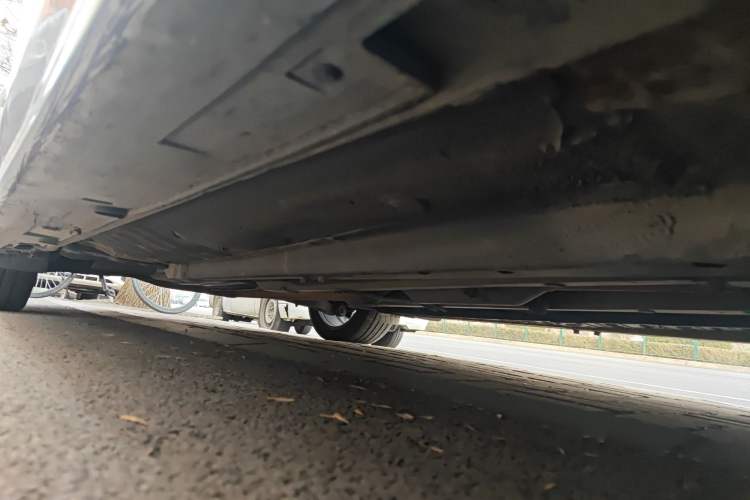 Used Kia K5 2012 2.0L Automatic DLX Chassis Front Right