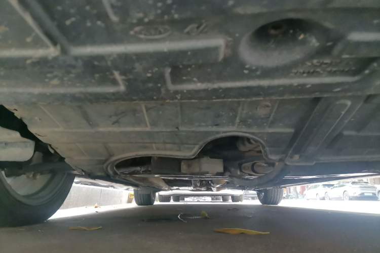 Used Kia K5 2012 2.0L Automatic DLX Chassis Front