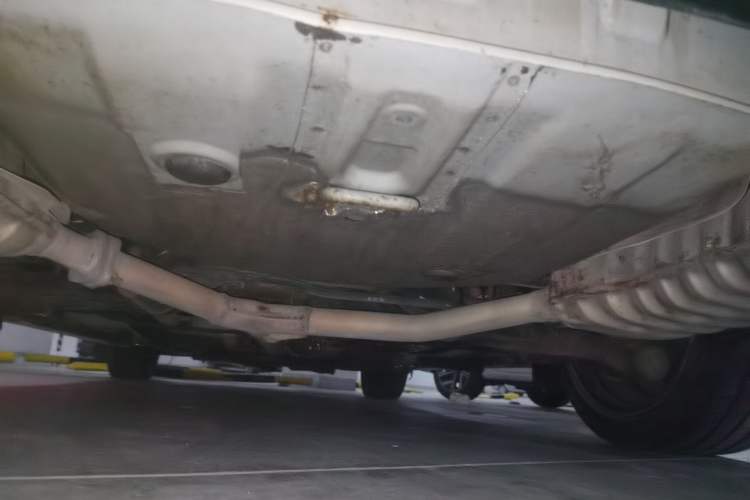 Used Kia K5 2012 2.0L Automatic DLX Chassis Rear