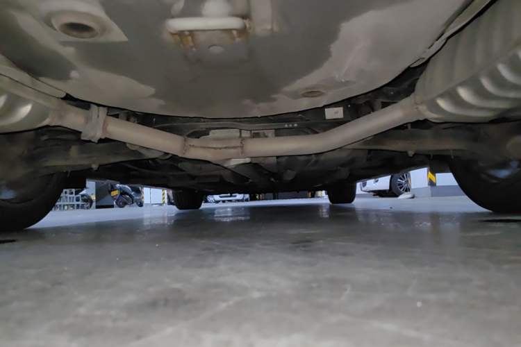 Used Kia K5 2012 2.0L Automatic DLX Chassis Rear