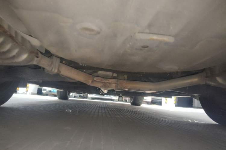 Used Kia K5 2012 2.0L Automatic DLX Chassis Rear