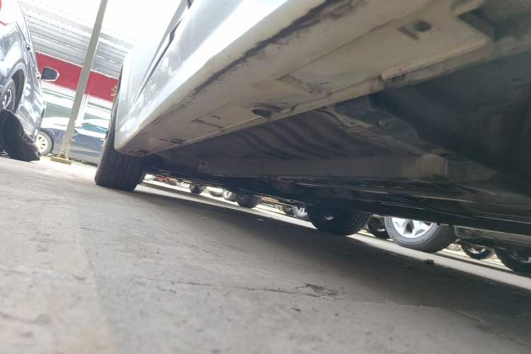 Used Kia K5 2012 2.0L Automatic DLX Chassis Rear Left