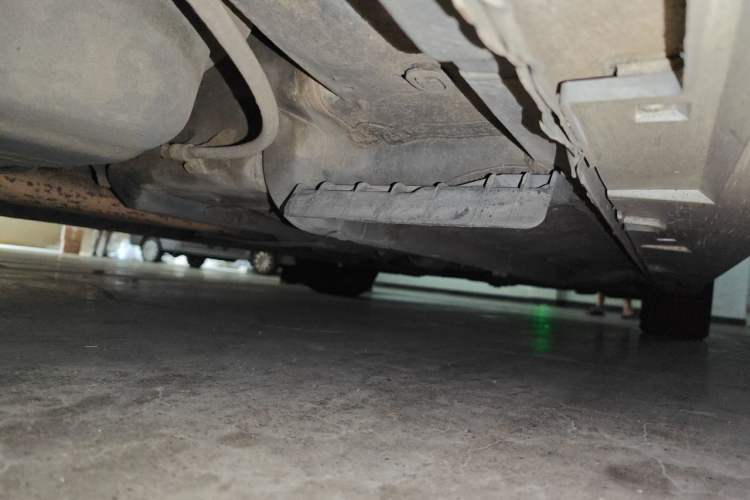 Used Kia K5 2012 2.0L Automatic DLX Chassis Rear Right
