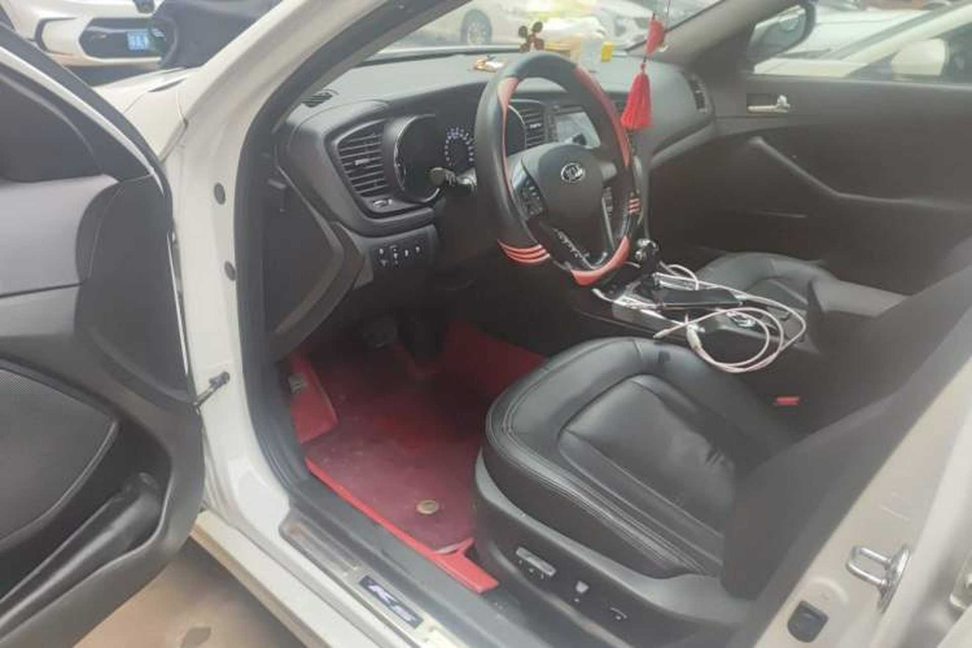 Used Kia K5 2012 2.0L Automatic DLX Driver Seat