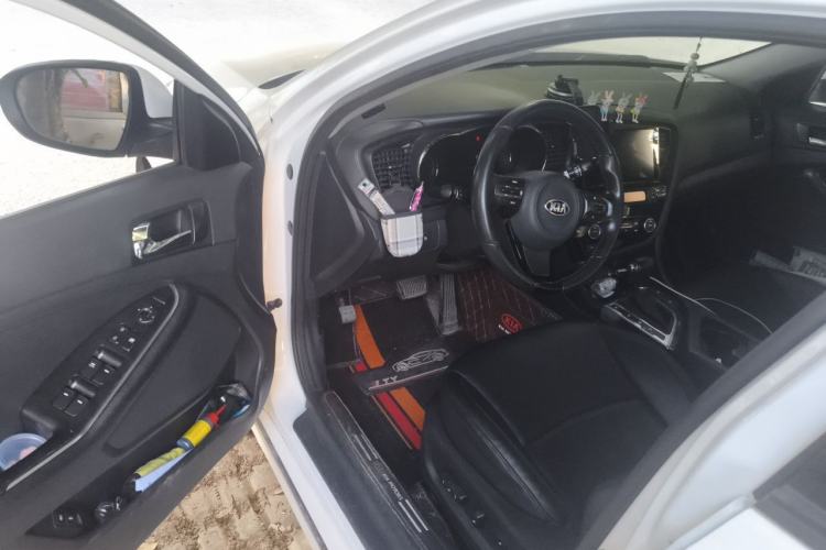 Used Kia K5 2012 2.0L Automatic DLX Driver Seat