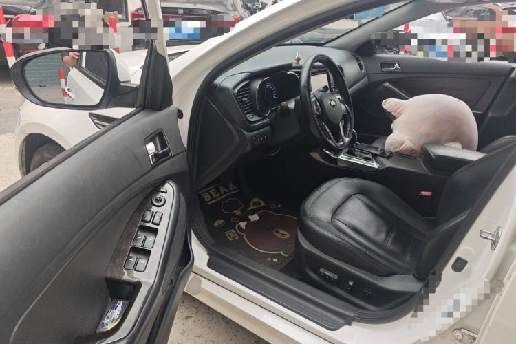 Used Kia K5 2012 2.0L Automatic DLX Driver Seat
