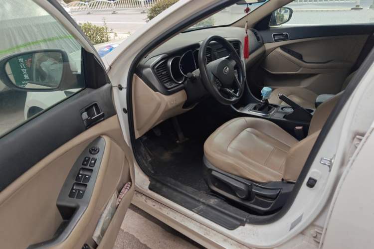 Used Kia K5 2012 2.0L Manual GL Driver Seat