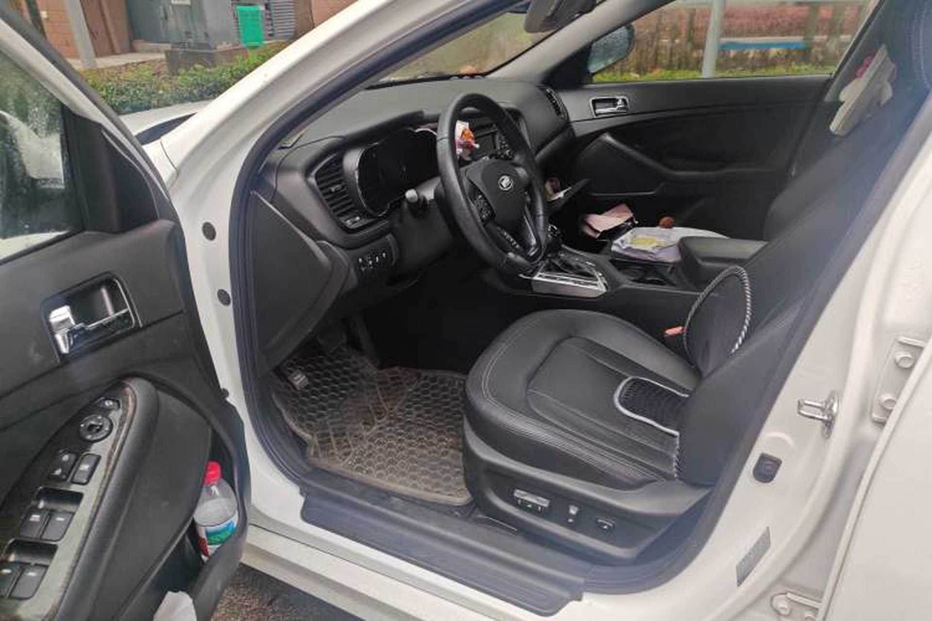 Used Kia K5 2012 2.0L Automatic DLX Driver Seat
