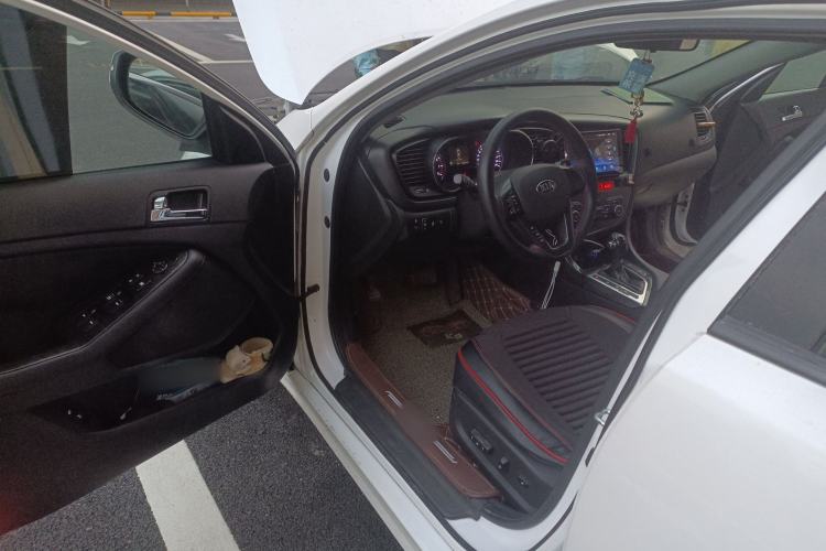 Used Kia K5 2012 2.0L Automatic DLX Driver Seat