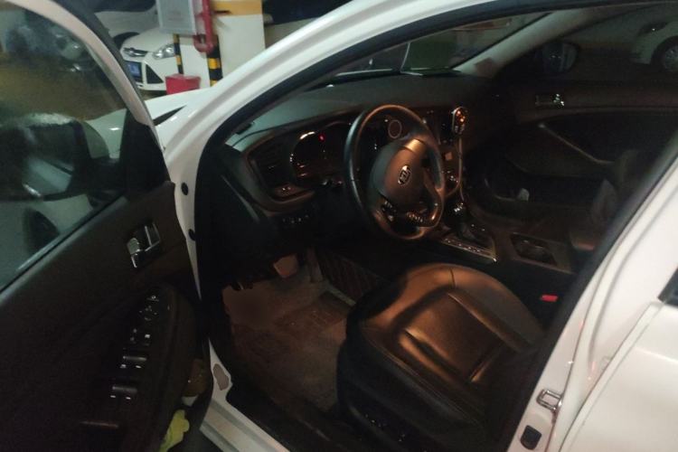 Used Kia K5 2012 2.0L Automatic GLS Driver Seat