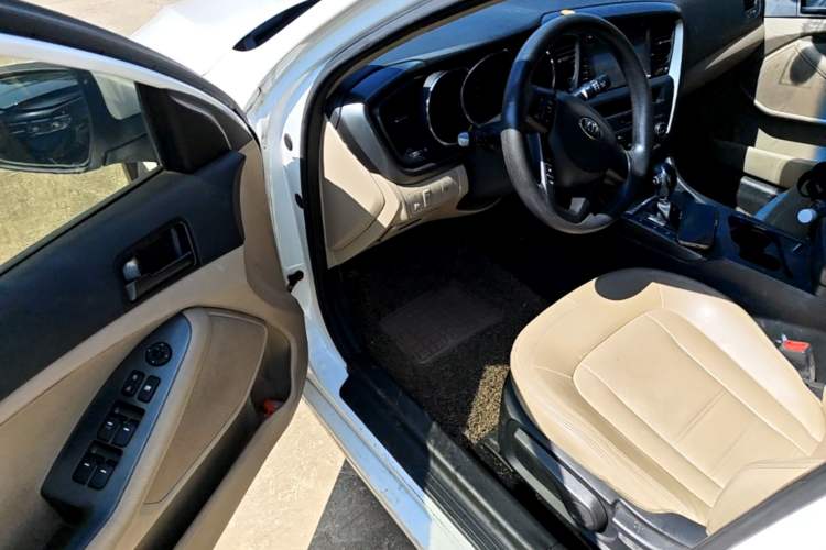 Used Kia K5 2012 2.0L Automatic GL Driver Seat