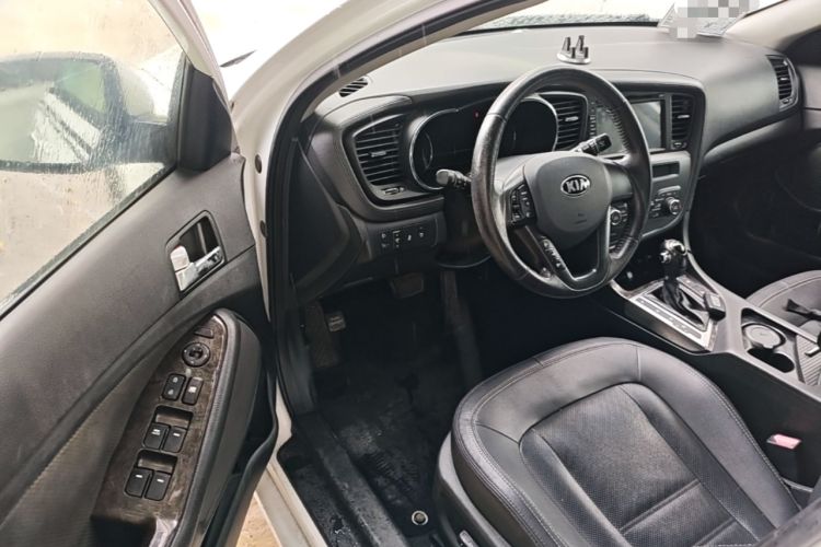 Used Kia K5 2012 2.0L Automatic DLX Driver Seat