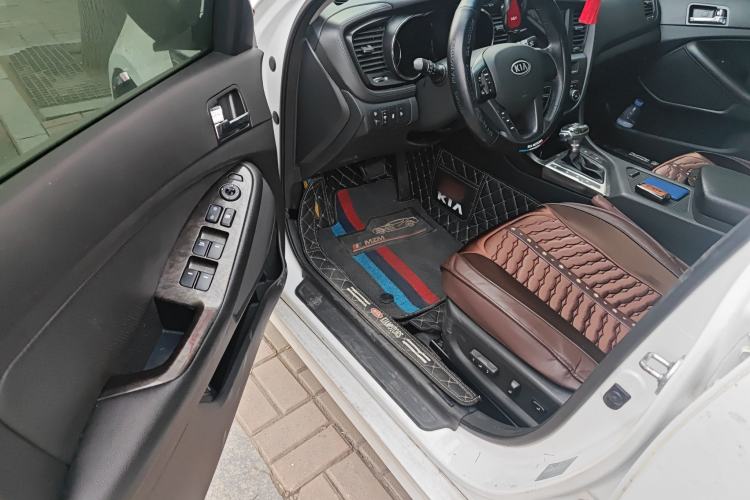 Used Kia K5 2012 2.0L Automatic DLX Driver Seat