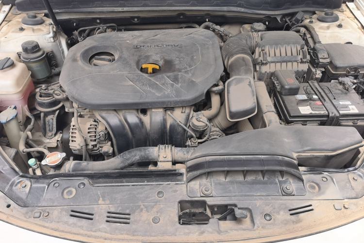 Used Kia K5 2012 2.0L Automatic DLX Engine Bay