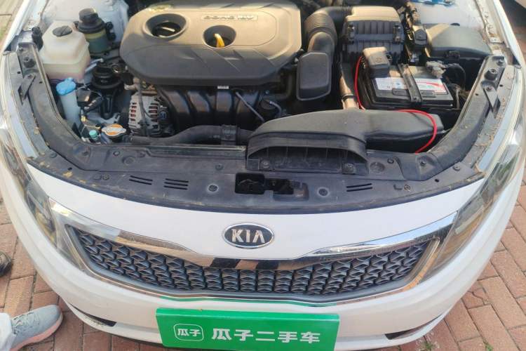 Used Kia K5 2012 2.0L Automatic DLX Engine Bay