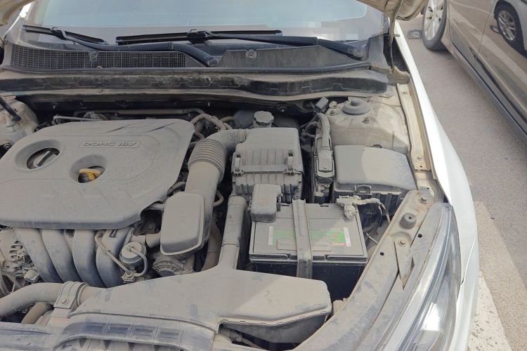 Used Kia K5 2012 2.0L Automatic GL Engine Bay Left