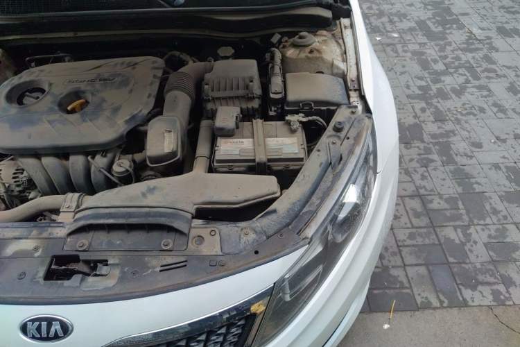 Used Kia K5 2012 2.0L Automatic DLX Engine Bay Left