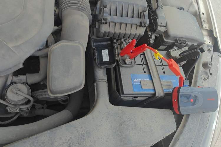 Used Kia K5 2012 2.0L Automatic DLX Engine Bay Left