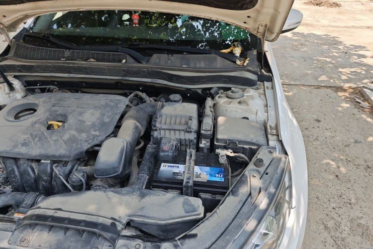 Used Kia K5 2012 2.0L Automatic DLX Engine Bay Left