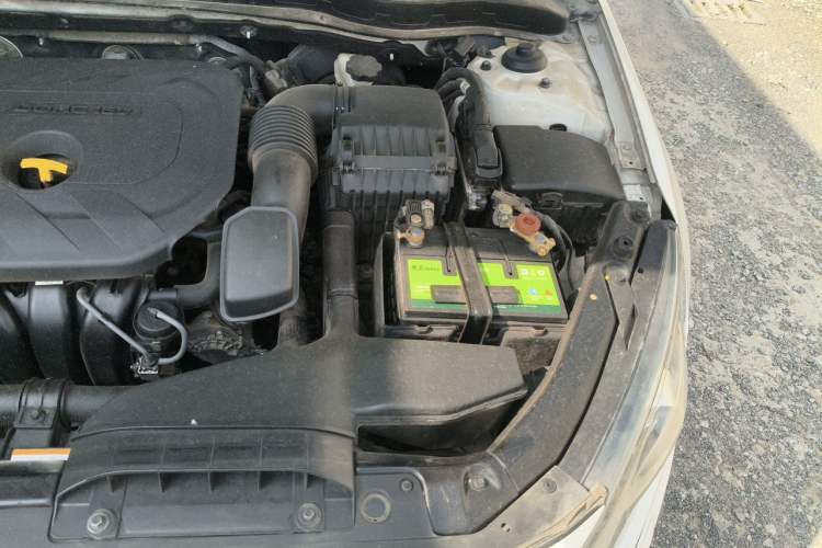 Used Kia K5 2012 2.0L Automatic Premium Engine Bay Left
