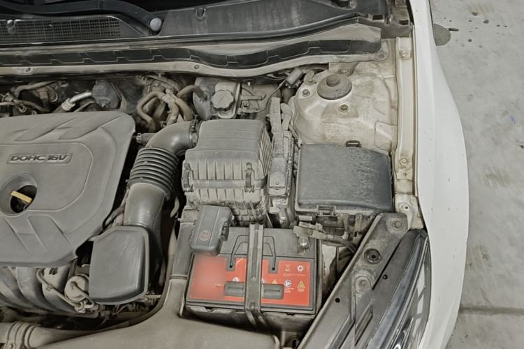 Used Kia K5 2012 2.0L Automatic DLX Engine Bay Left