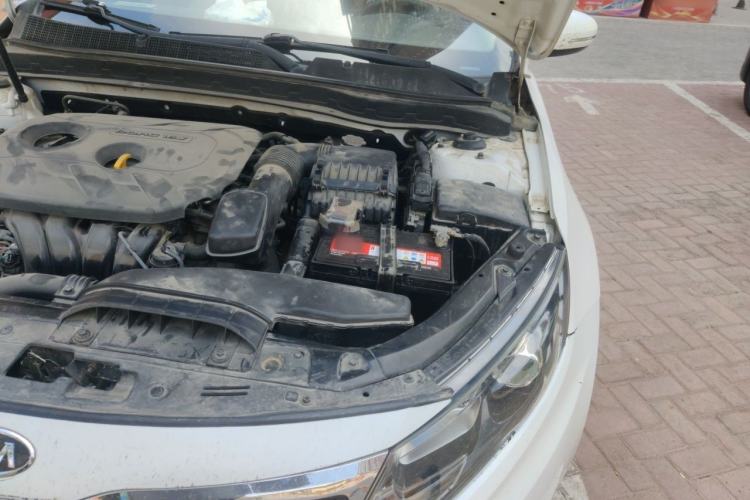 Used Kia K5 2012 2.0L Automatic GL Engine Bay Left