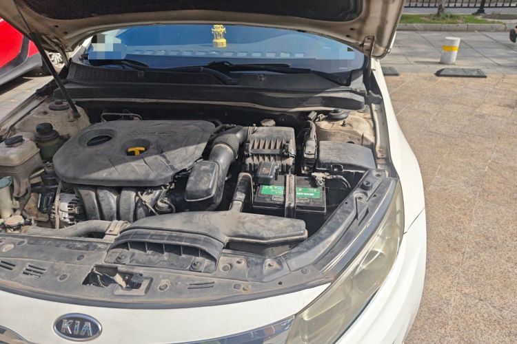 Used Kia K5 2012 2.0L Automatic DLX Engine Bay Left