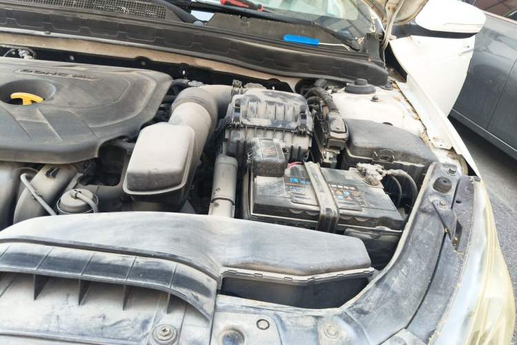 Used Kia K5 2012 2.0L Automatic DLX Engine Bay Left