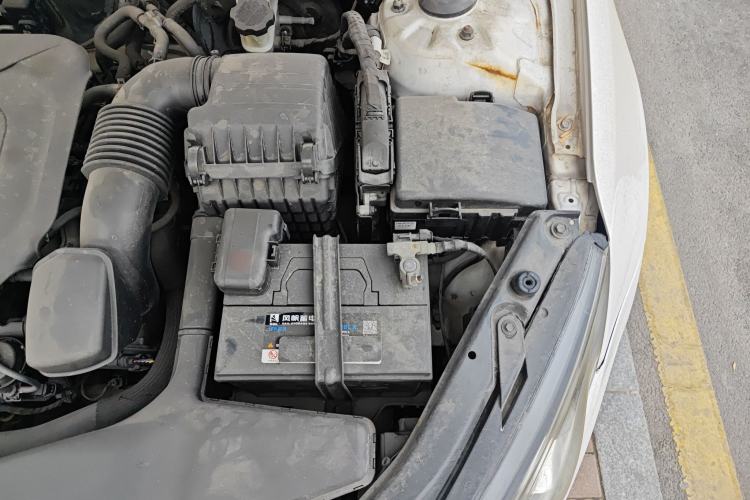 Used Kia K5 2012 2.0L Automatic DLX Engine Bay Left