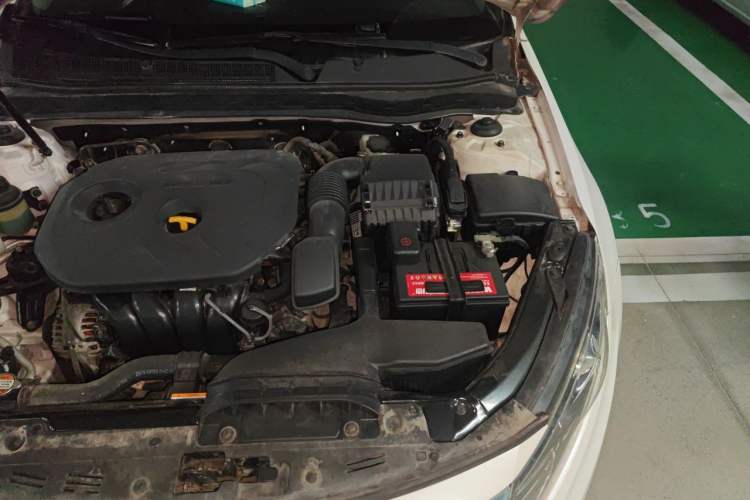 Used Kia K5 2012 2.0L Automatic DLX Engine Bay Left
