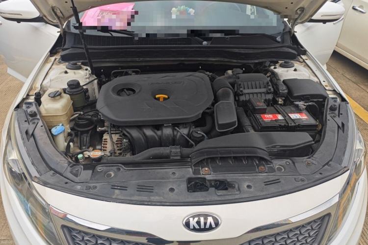 Used Kia K5 2012 2.0L Automatic GLS Engine Bay