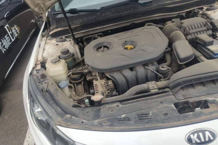 Used Kia K5 2012 2.0L Automatic DLX Engine Bay Right