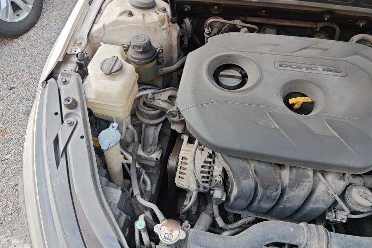 Used Kia K5 2012 2.0L Automatic DLX Engine Bay Right