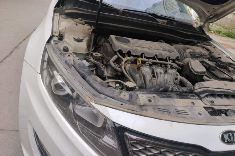 Used Kia K5 2012 2.4L Automatic DLX Engine Bay Right