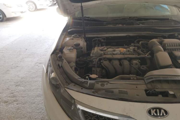 Used Kia K5 2012 2.0L Automatic GL Engine Bay Right