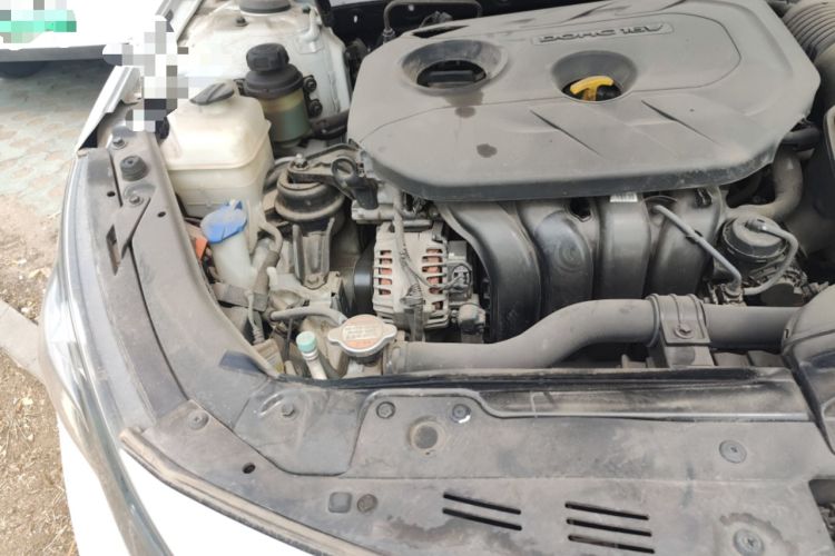 Used Kia K5 2012 2.0L Automatic DLX Engine Bay Right