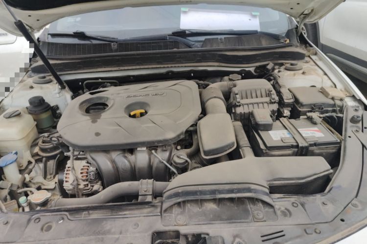 Used Kia K5 2012 2.0L Automatic DLX Engine Bay