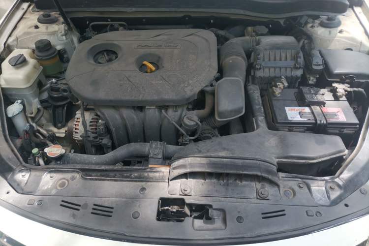 Used Kia K5 2012 2.0L Automatic DLX Engine Bay