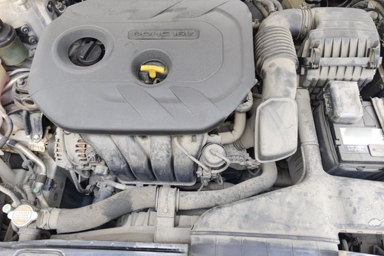 Used Kia K5 2012 2.0L Automatic DLX Engine Bay
