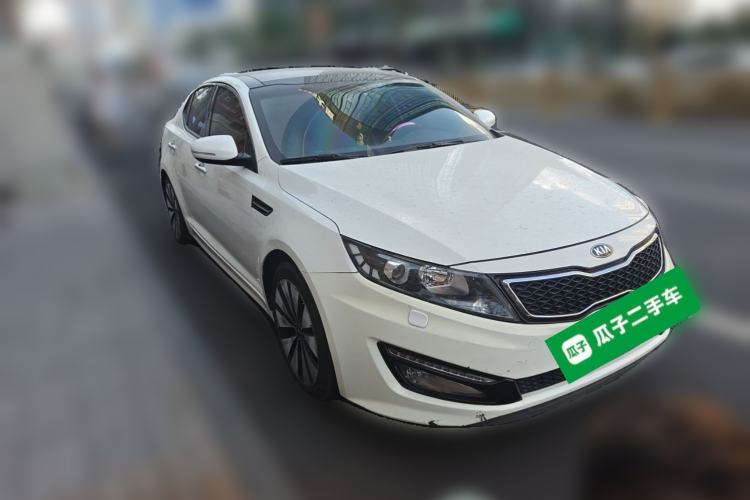 Used Kia K5 2012 2.0L Automatic Premium Front Right 45 Deg