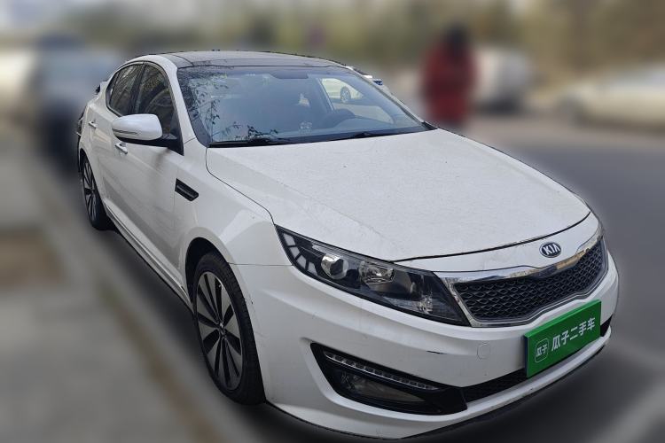 Used Kia K5 2012 2.0L Automatic DLX Front Right 45 Deg