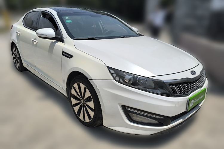 Used Kia K5 2012 2.0L Automatic DLX Front Right 45 Deg