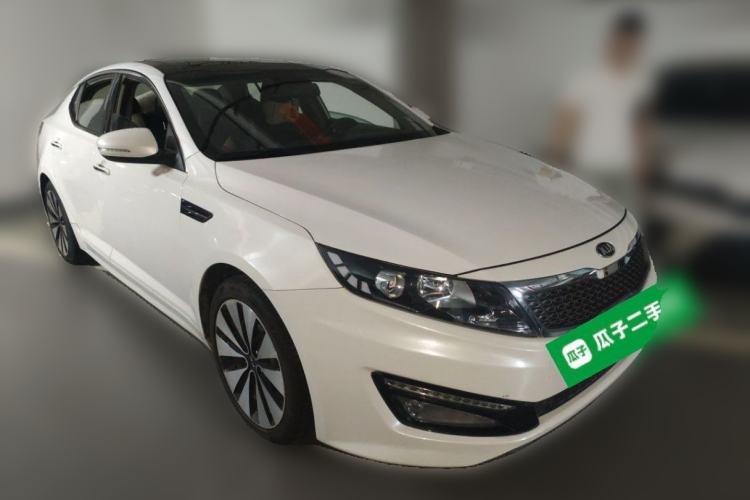 Used Kia K5 2012 2.0L Automatic DLX Front Right 45 Deg