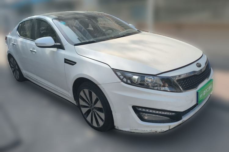 Used Kia K5 2012 2.0L Automatic DLX Front Right 45 Deg