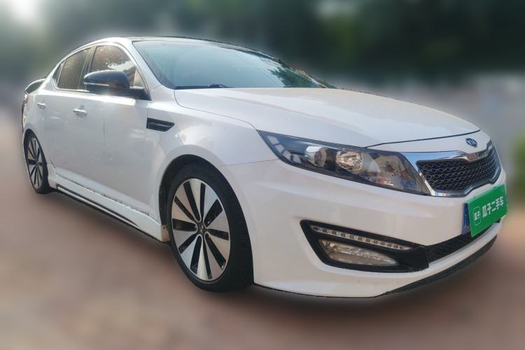 Used Kia K5 2012 2.0L Automatic DLX Front Right 45 Deg