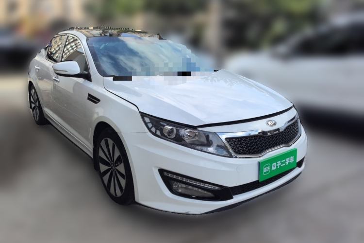 Used Kia K5 2012 2.0L Automatic DLX Front Right 45 Deg