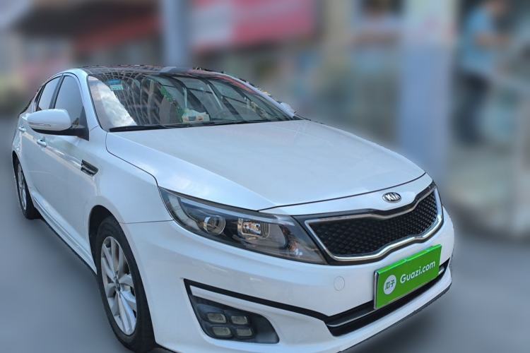 Used Kia K5 2012 2.0L Automatic Premium Front Right 45 Deg